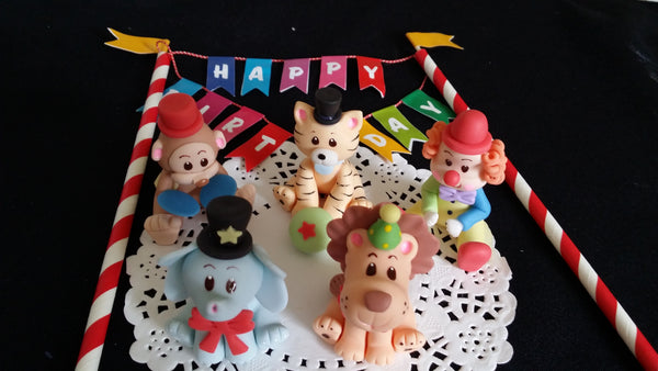 Circus Clown Cake Decoration Circus Animals Carnival Birthday Cake Topper 6 pcs - C T B