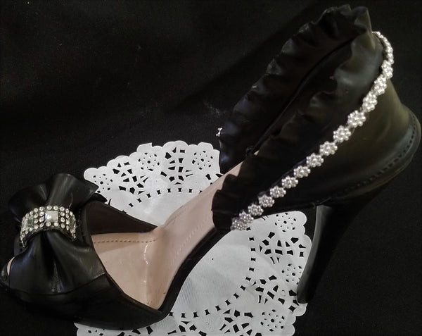 High Heels Cake Topper Shoes Cake Decoration Fancy Shoe Cake Topper in Pink, Red, Black, Silver - Cake Toppers Boutique
