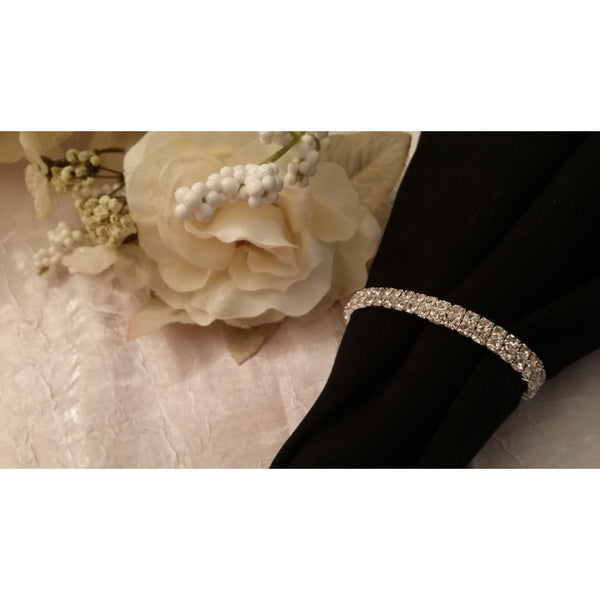 Gold Napkin Ring with Rhinestones For Wedding and Holidays Table Decorations - Cake Toppers Boutique