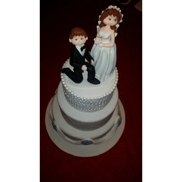 Mr and Mrs Cake Topper, Wedding Cake Topper, Funny Wedding, Wedding Topper, Funny Bride Groom Topper, Wedding Cake, Cake Toppers, Weddings - Cake Toppers Boutique