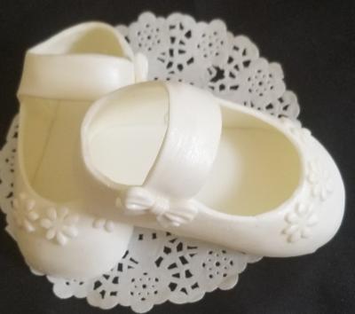 Baby Booties Cake Topper Baby Girl Shoes Cake Decoration in White Pink 2pcs